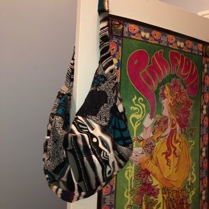 URBAN OUTFITTERS URBAN RENEWAL BAG